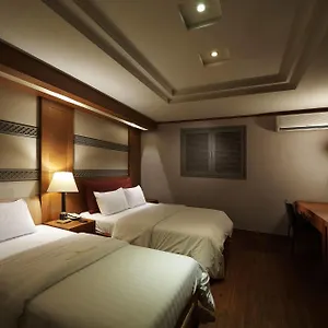 驿三贵族酒店 首爾